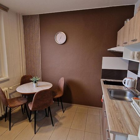 Apartman Valentina Злин Экстерьер фото