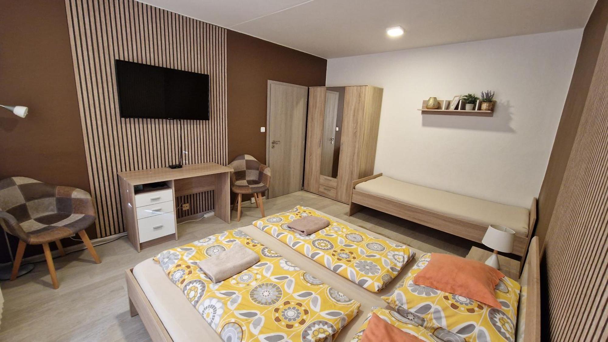Apartman Valentina Злин Экстерьер фото